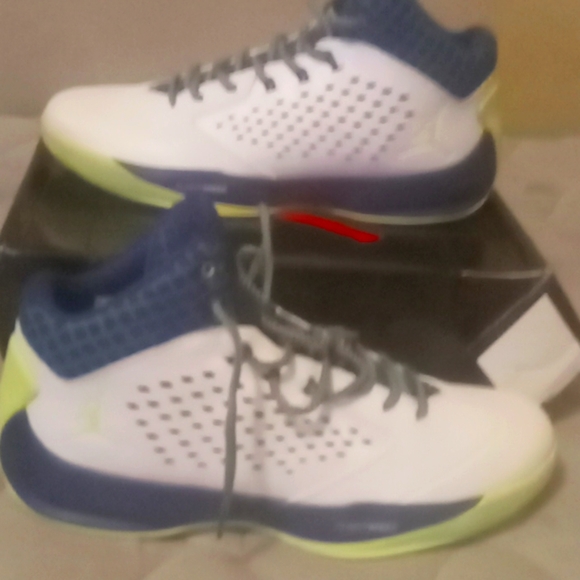 Air Jordan Rising High Whit Green Blue Infrared 23 - Picture 1 of 1